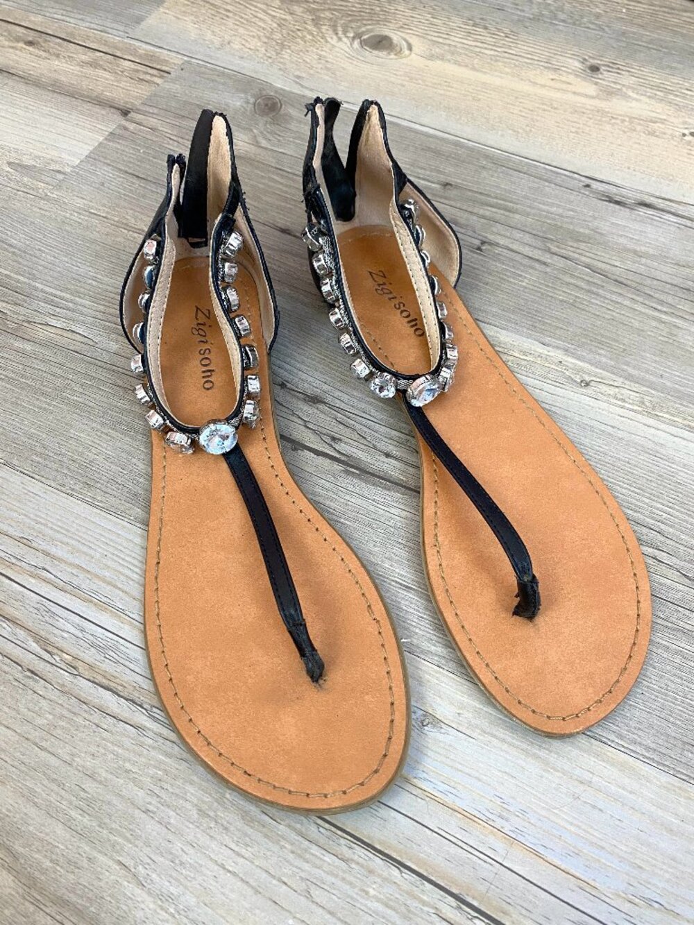 Zigi Soho Black Rhinestone Sandals Size 10